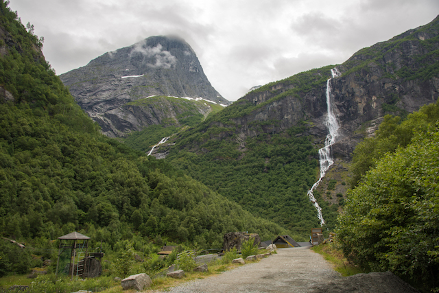 Моя Норвегия (день четвёртый: долина Ейсдален, круиз по Гейрангерфьорду, ледник Бриксдаль, Фёрде) 