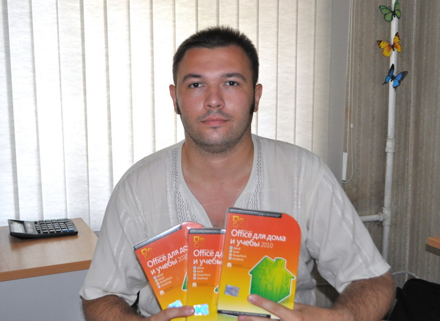 Первые коробки «Office 2010» уже в Украине